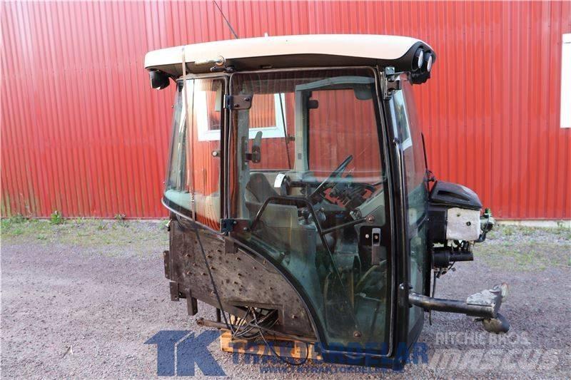 CLAAS 840 Kabíny a interiér