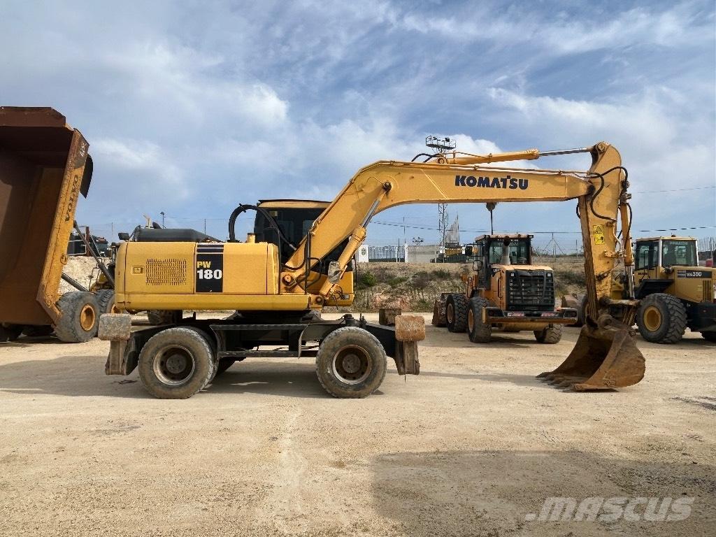 Komatsu PW 180 Kolesové rýpadlá
