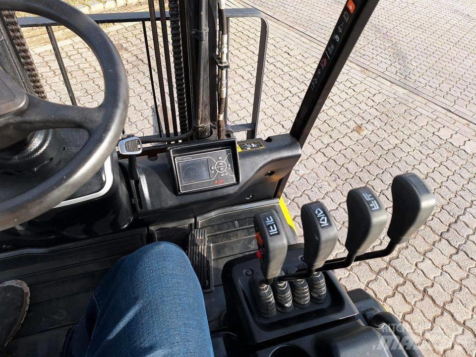Hyundai 25 BH-9 Stavebníctvo - ostatné