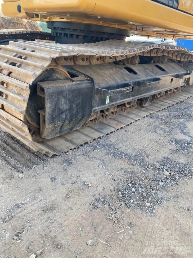 CAT 320 GC Pásové rýpadlá
