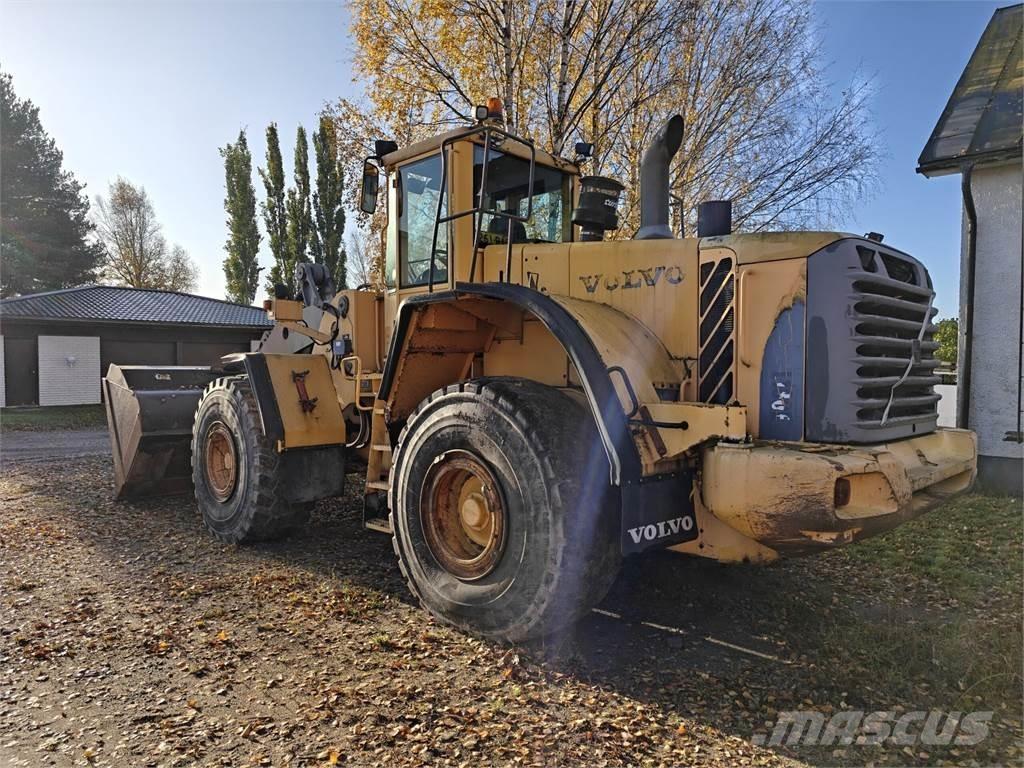 Volvo L180E Kolesové nakladače