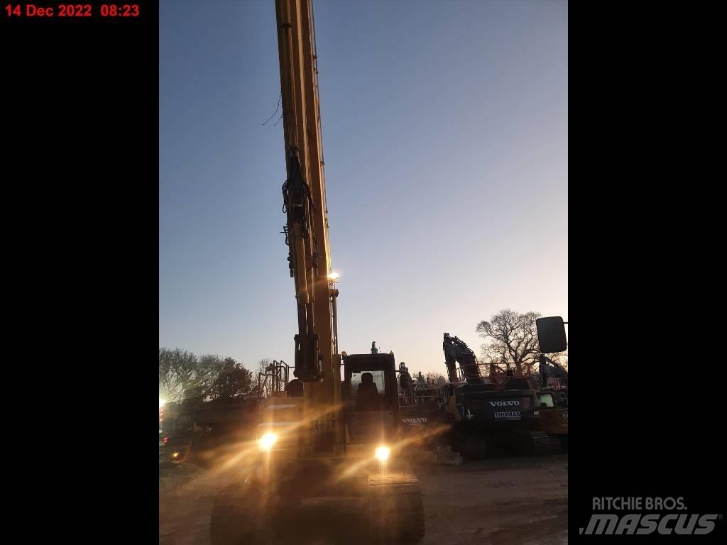 Komatsu PC210LC Rýpadlá s dlhým dosahom