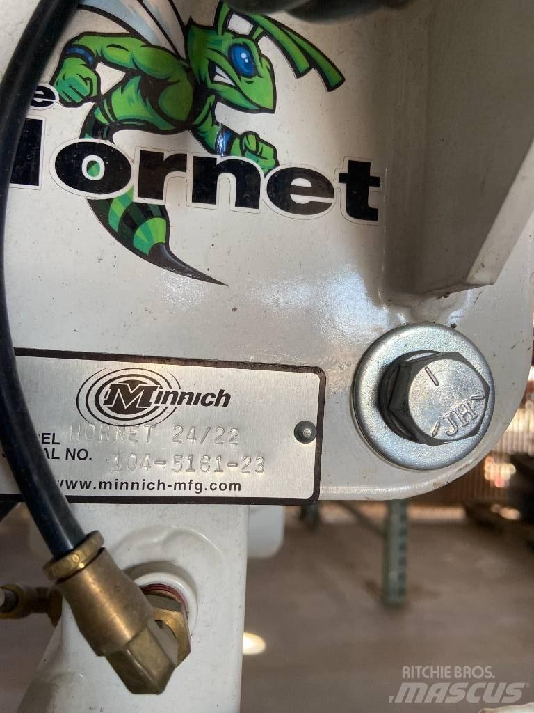  Minnich Hornet 24/22 Príslušenstvo betonárskych strojov a zariadení