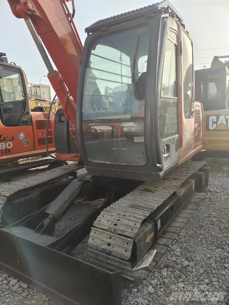Hitachi ZX 80 Midi rýpadlá 7 t - 12 t