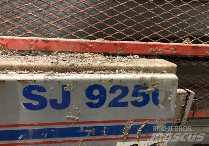SkyJack SJ 9250 Nožnicové zdvíhacie plošiny