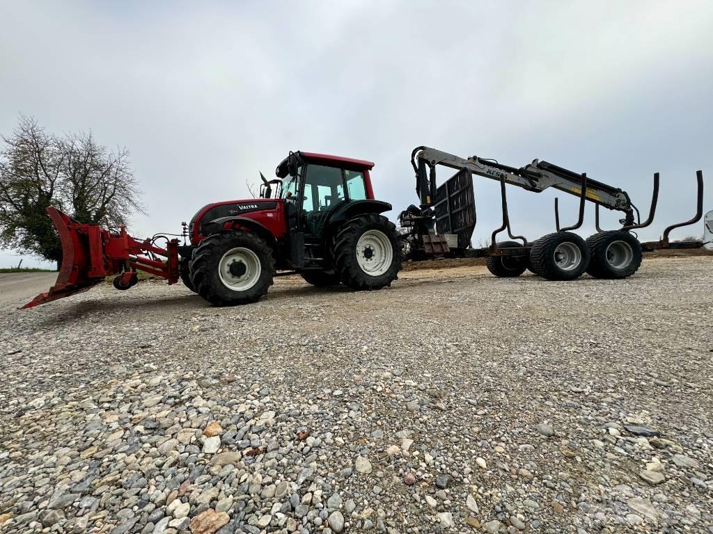 Valtra N 91 Traktory