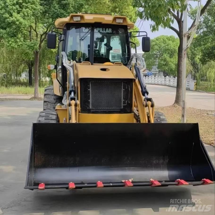 CAT 420 F Rýpadlo-nakladače