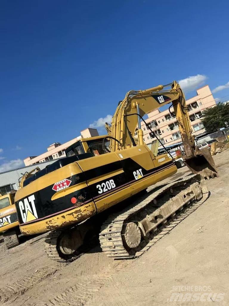 CAT 320 B L Pásové rýpadlá