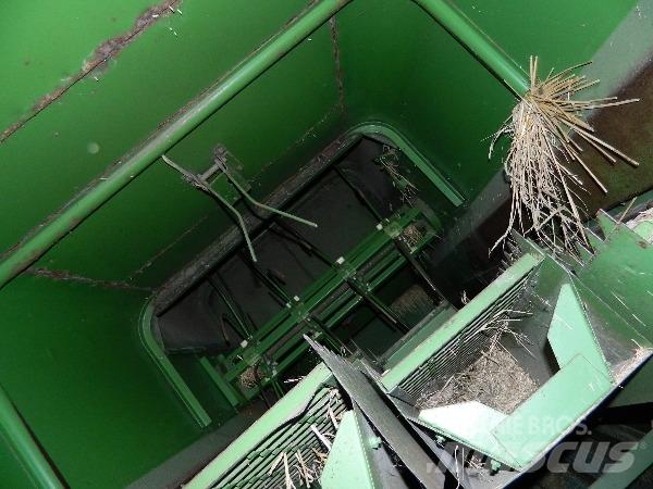 John Deere 960 Kombinované zberacie stroje