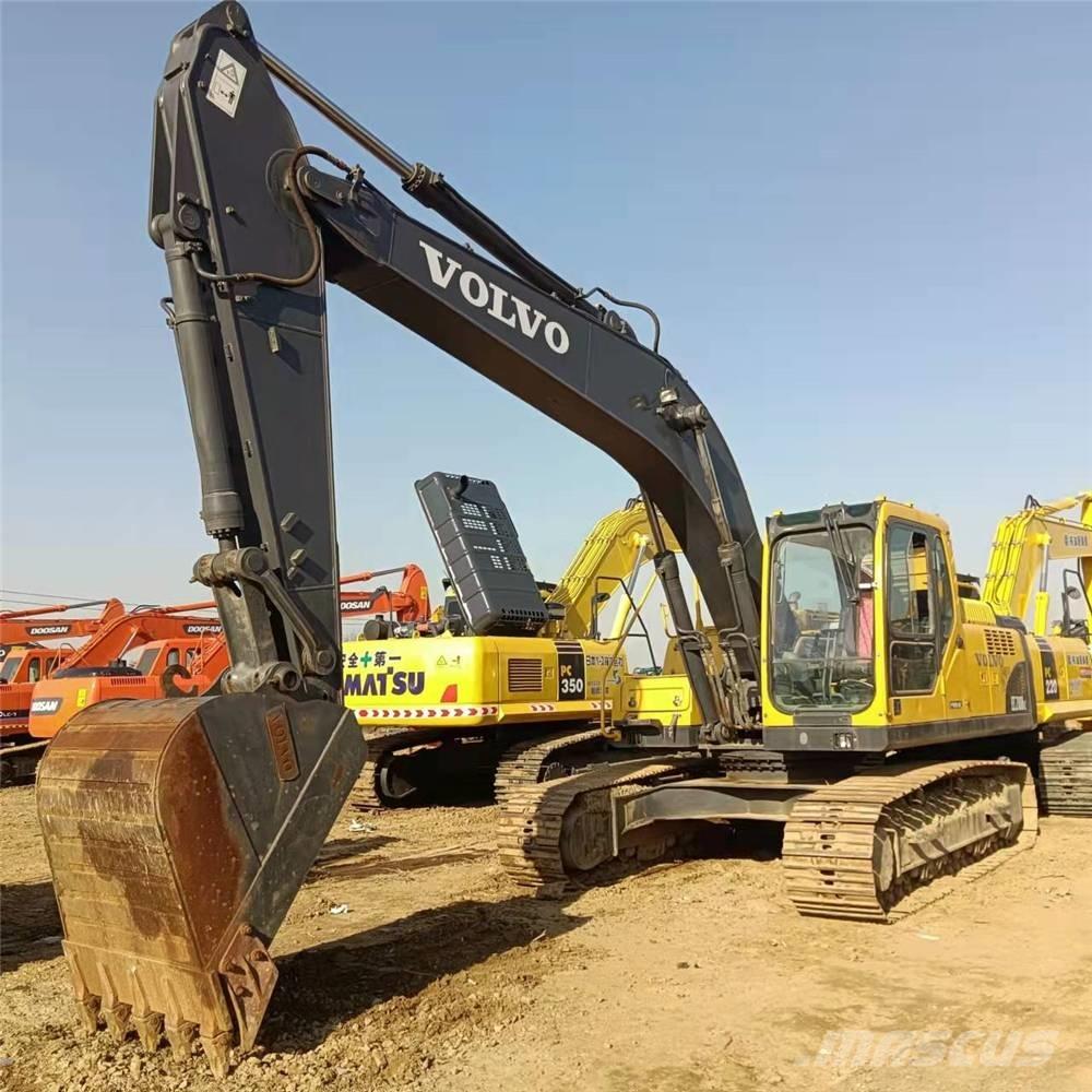 Volvo EC210B Pásové rýpadlá