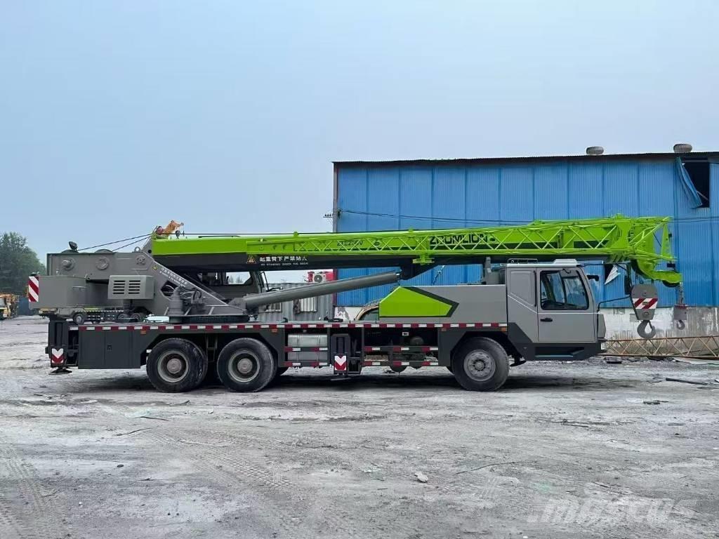 Zoomlion ZTC 250 A Univerzálne terénne žeriavy