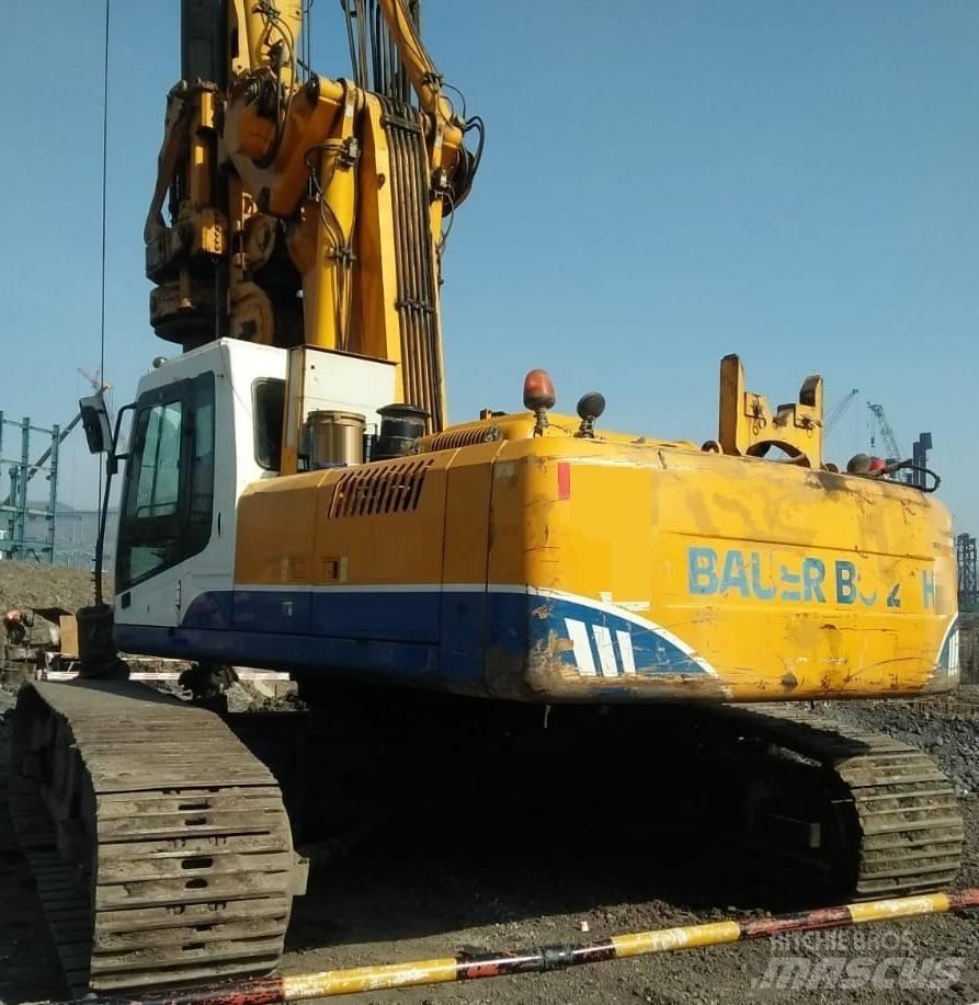 Bauer BG 20 H Pilierovej žeriav
