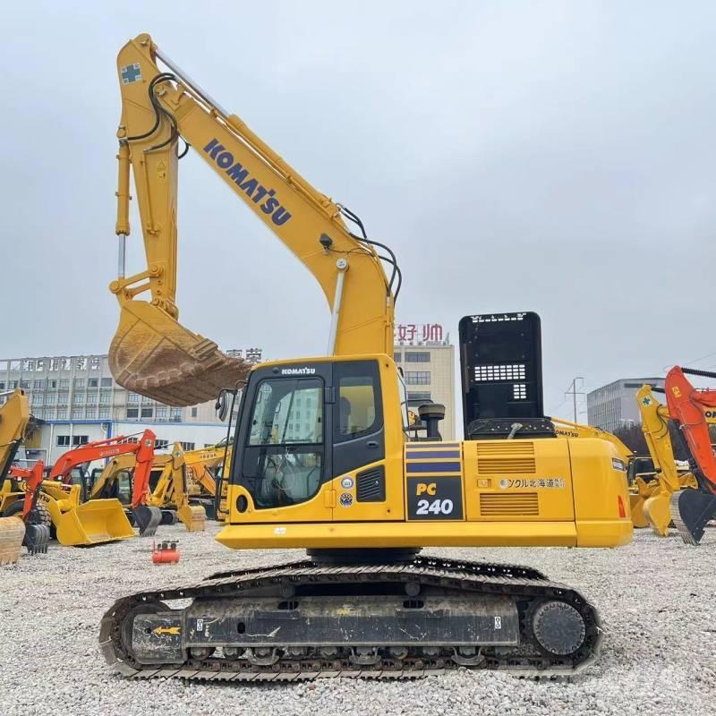 Komatsu PC 240 Pásové rýpadlá