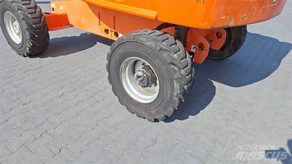JLG 460SJ Teleskopické plošiny