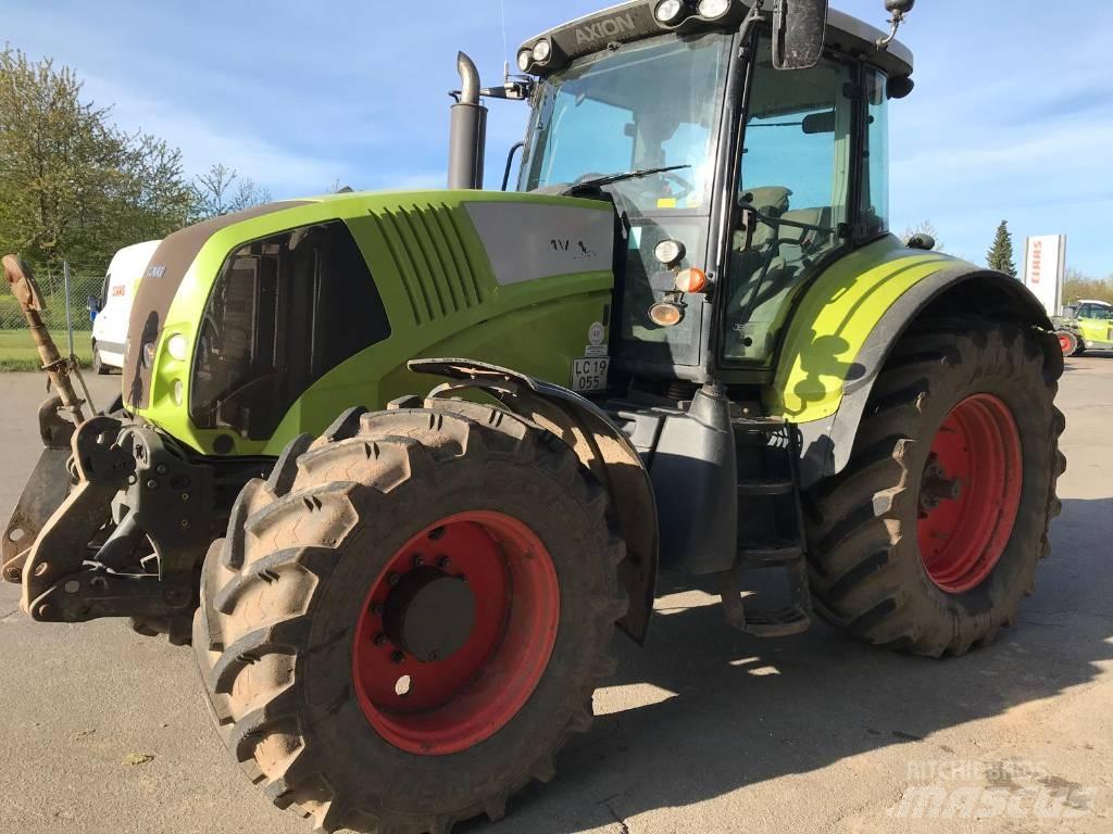 CLAAS AXION 810 Traktory