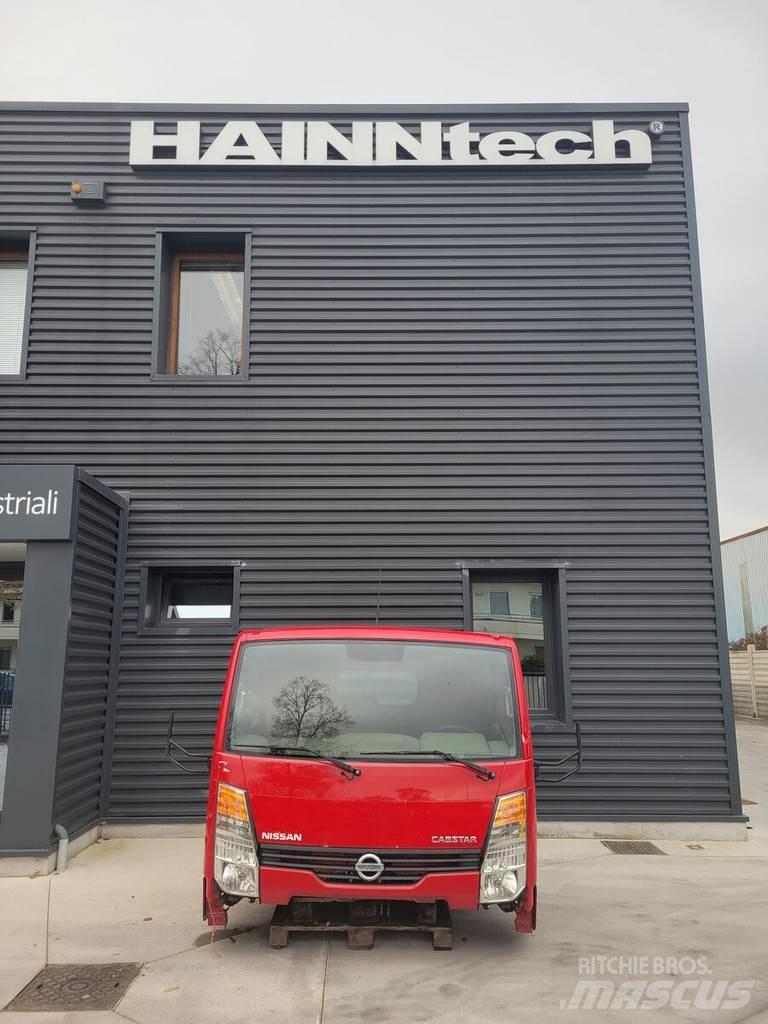 Nissan Cabstar Kabíny a interiér