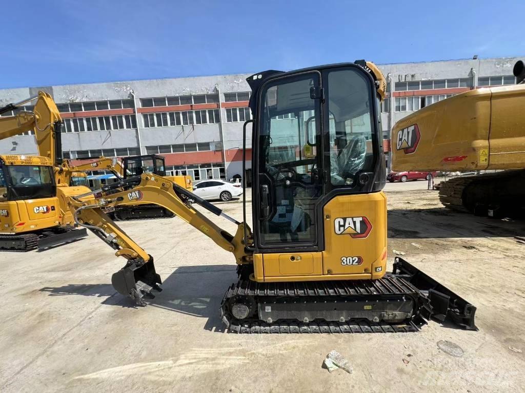 CAT 302 Mini rýpadlá < 7t