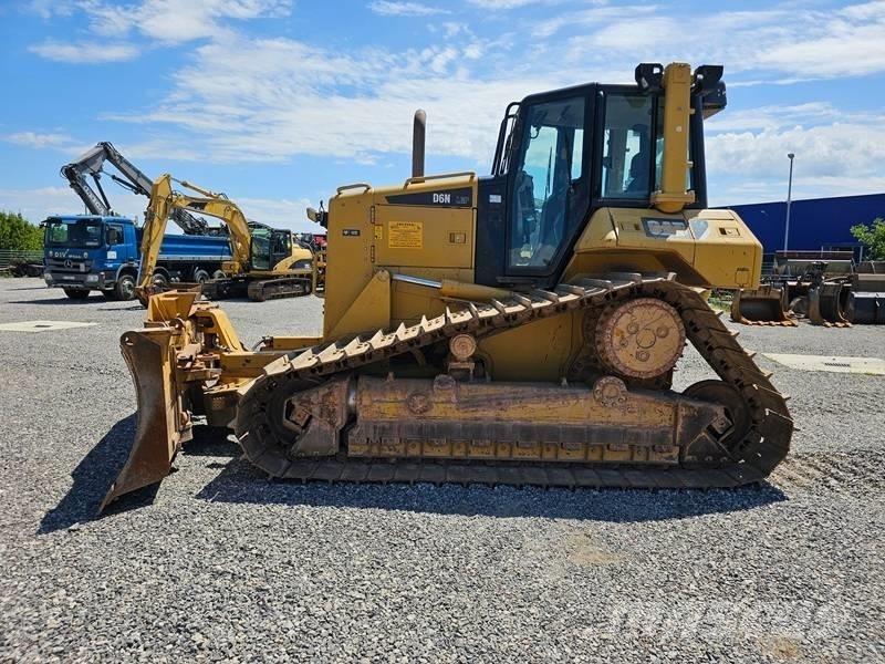 CAT D 6 N LGP Pásové dozéry