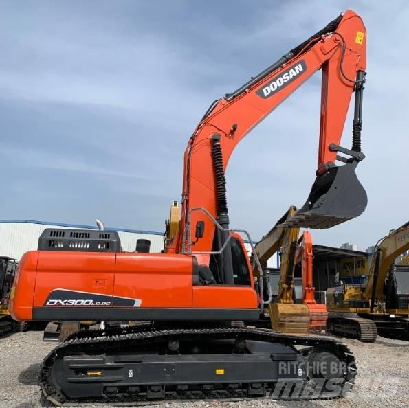 Doosan DX 300 LC-9C Pásové rýpadlá
