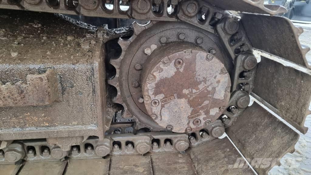 JCB JS 145 LC Pásové rýpadlá