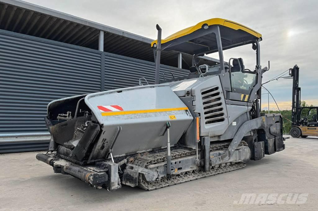 Vögele SUPER 1900-3I Finišéry