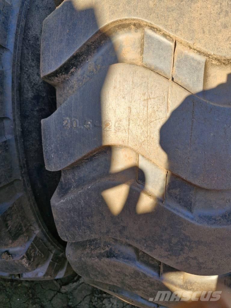 Volvo L 90 G Kolesové nakladače