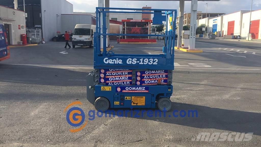Genie GS 1932 Nožnicové zdvíhacie plošiny