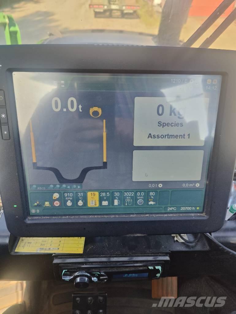 John Deere 1210E Lesné traktory