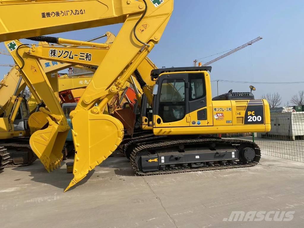 Komatsu pc200-8 Pásové rýpadlá