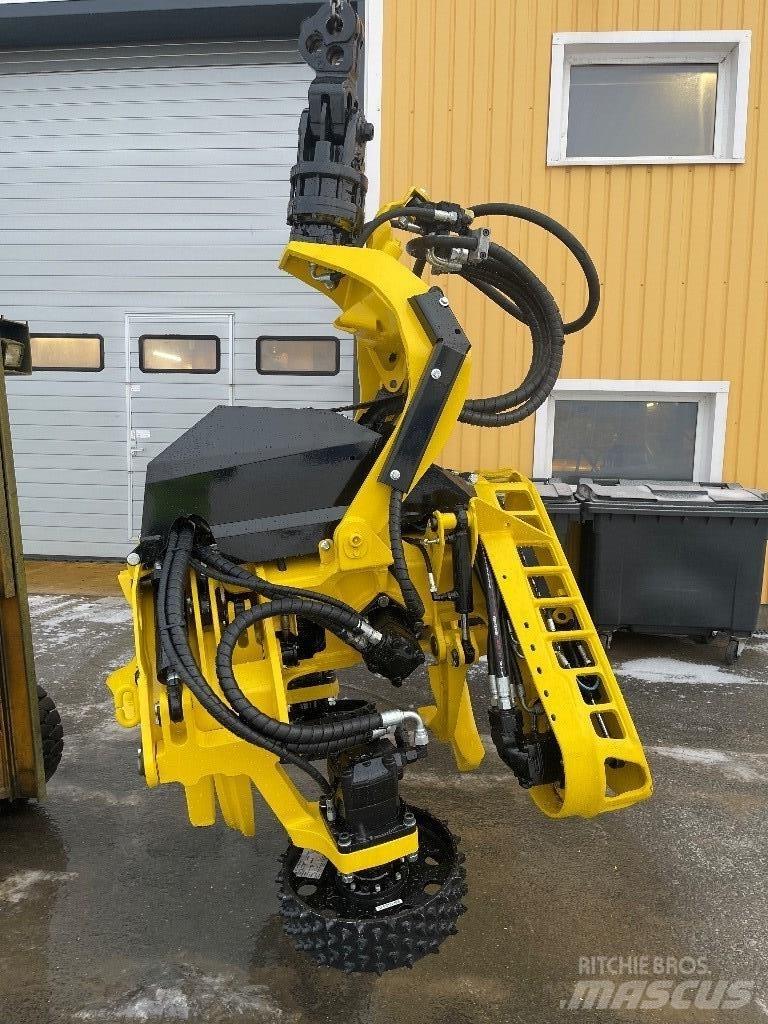 John Deere 758HD Žatevné hlavy