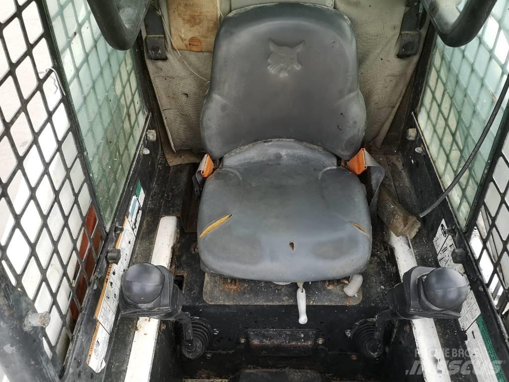 Bobcat T 200 Šmykom riadené nakladače