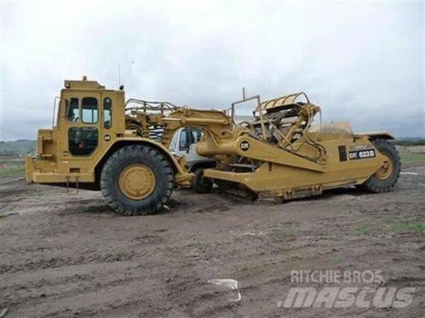 CAT 623B Kolesové rýpadlá