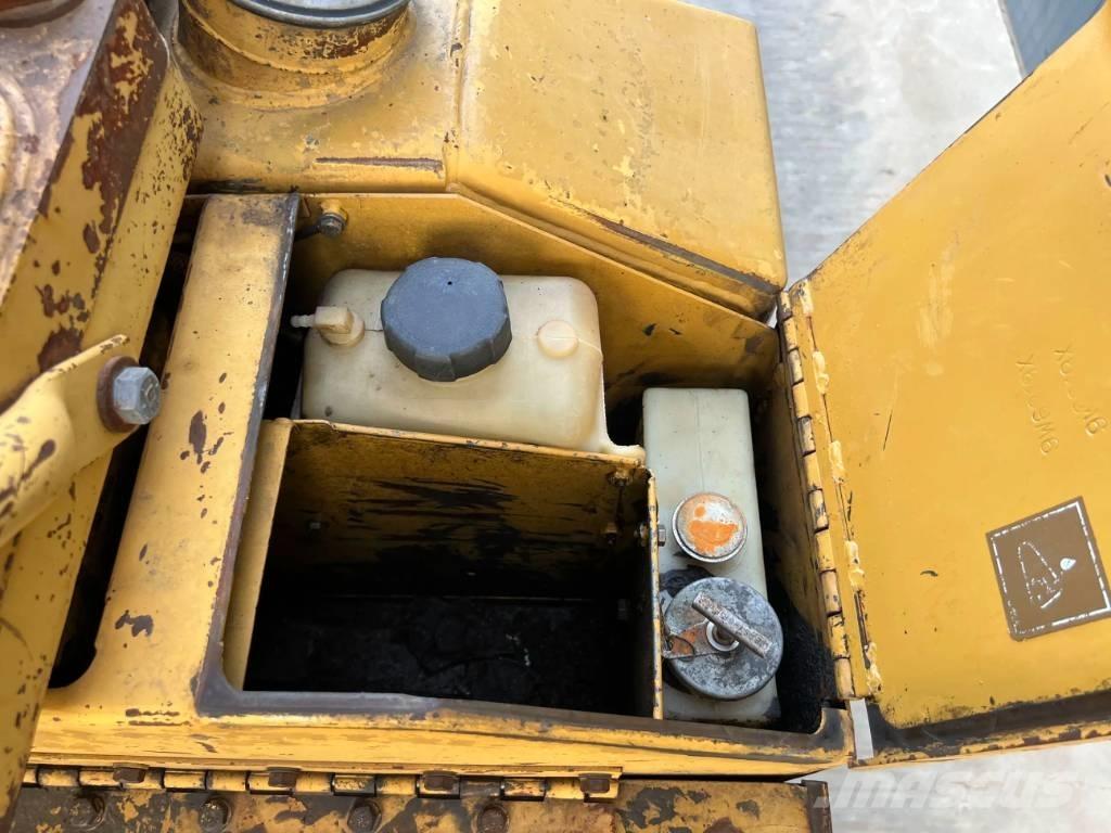 CAT D7H Pásové dozéry