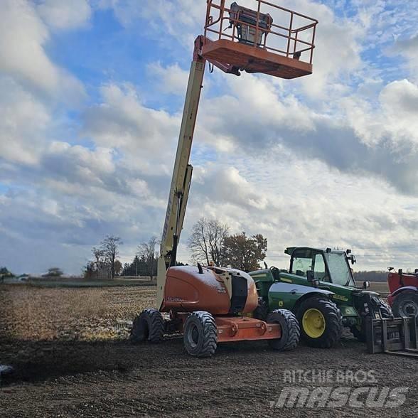 JLG 600AJ Kĺbové plošiny