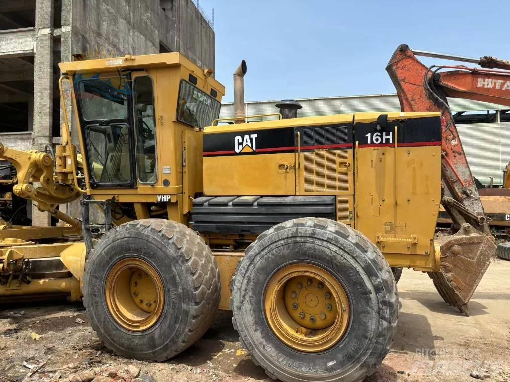 CAT 16 H Grejdery