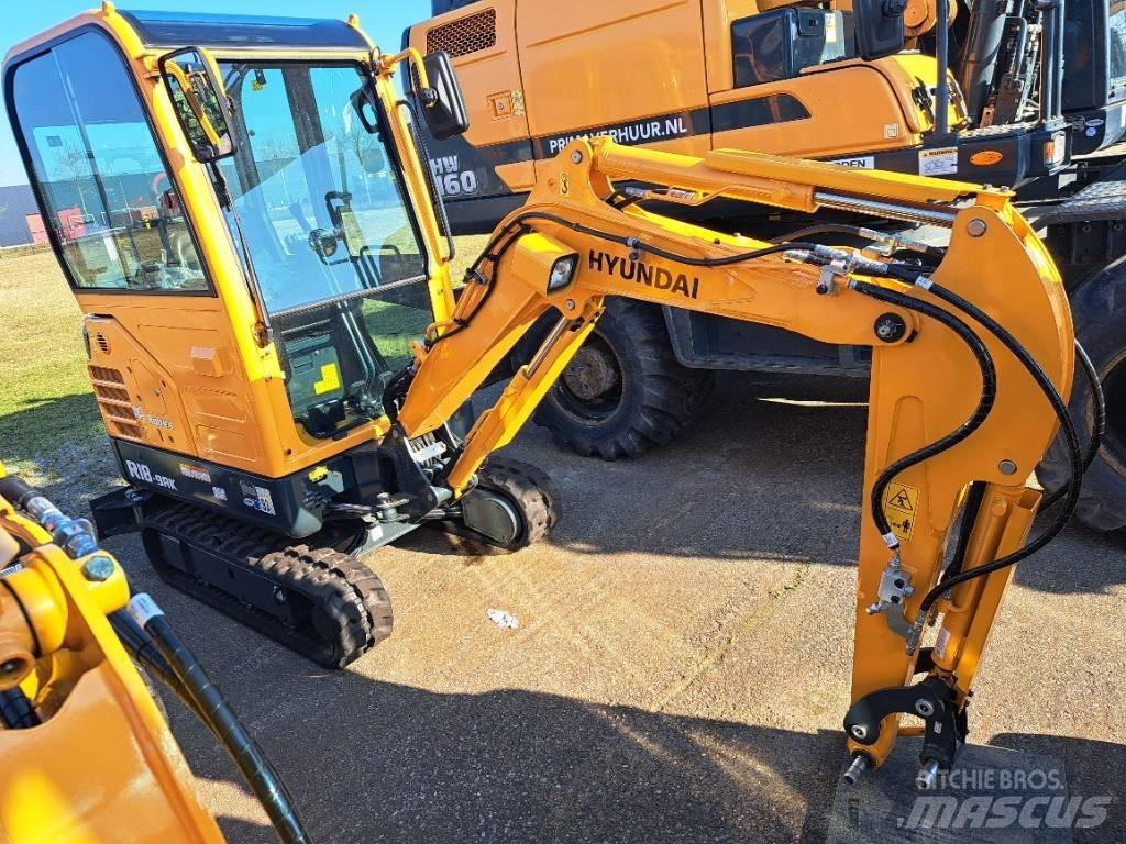 Hyundai R18-9AK Mini rýpadlá < 7t