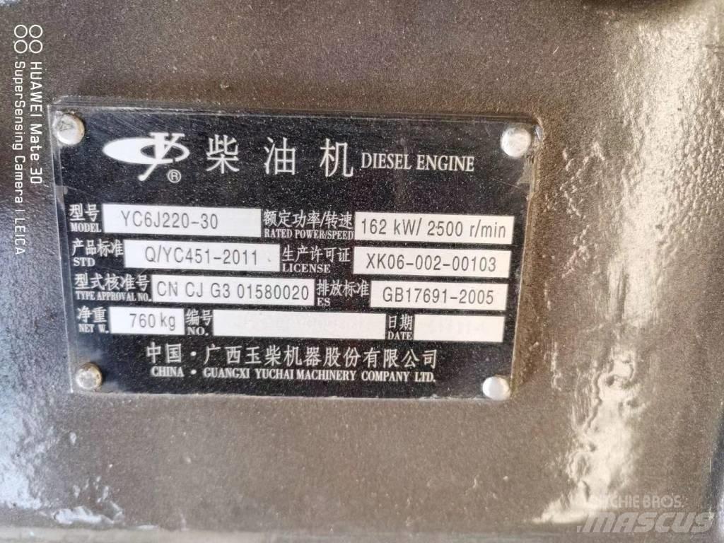 Yuchai YC6J220-30 Motory