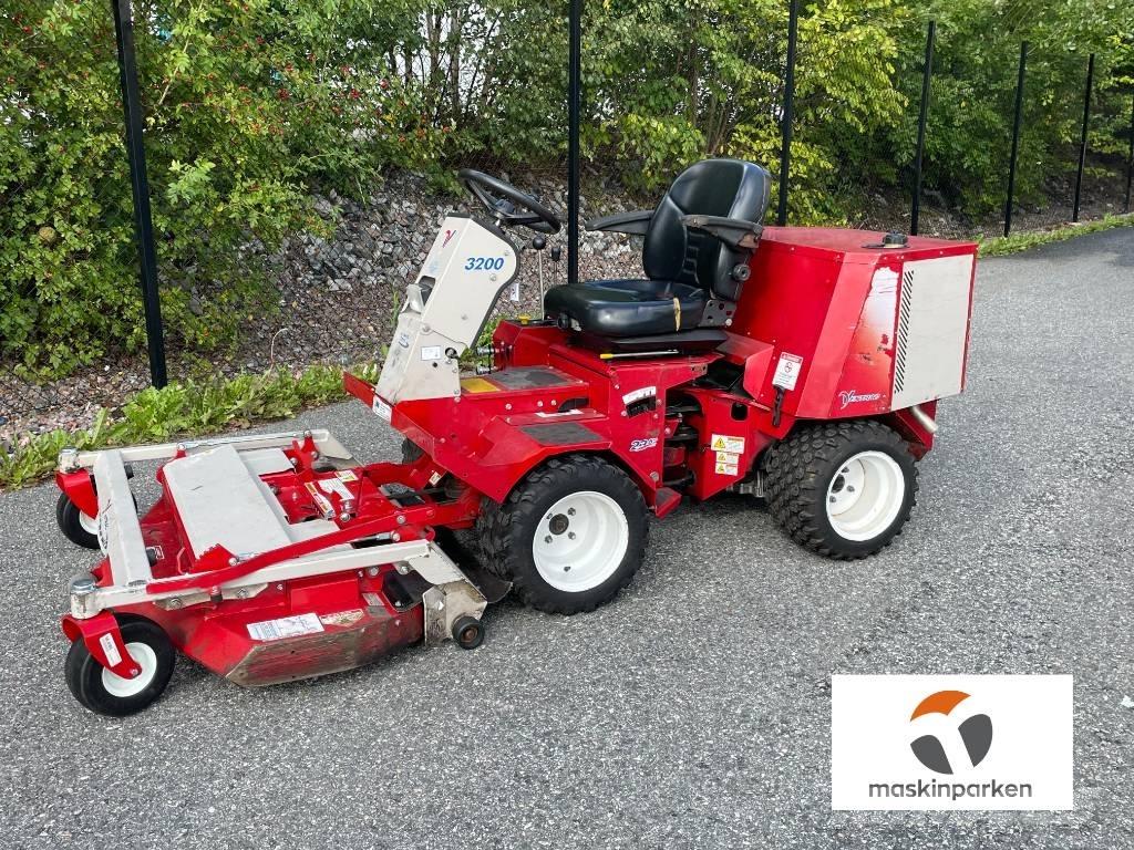 Ventrac 3200 Samochodné kosačky