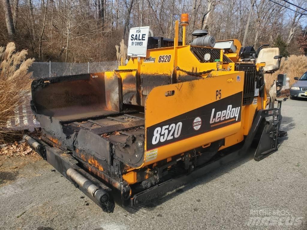 LeeBoy 8520C Finišéry