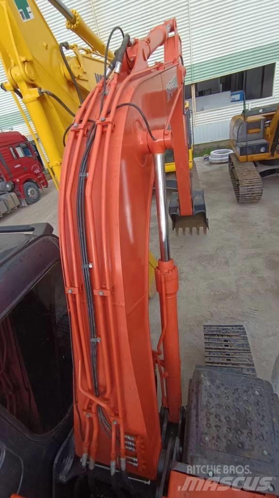 Hitachi ZX 120 Pásové rýpadlá