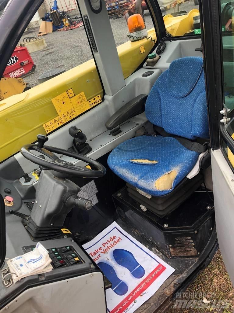 New Holland LM 5020 Teleskopické manipulátory