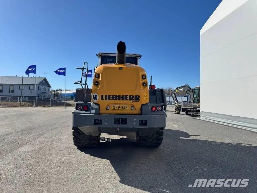 Liebherr L 556 Kolesové nakladače