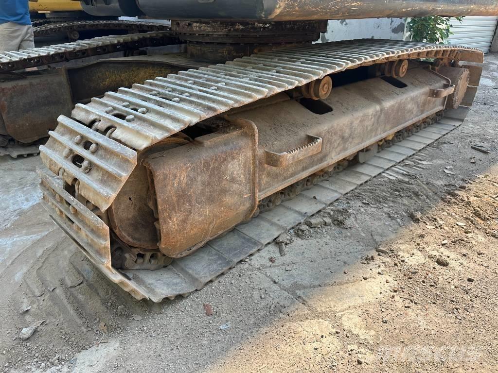 Hyundai 220LC-9S Pásové rýpadlá