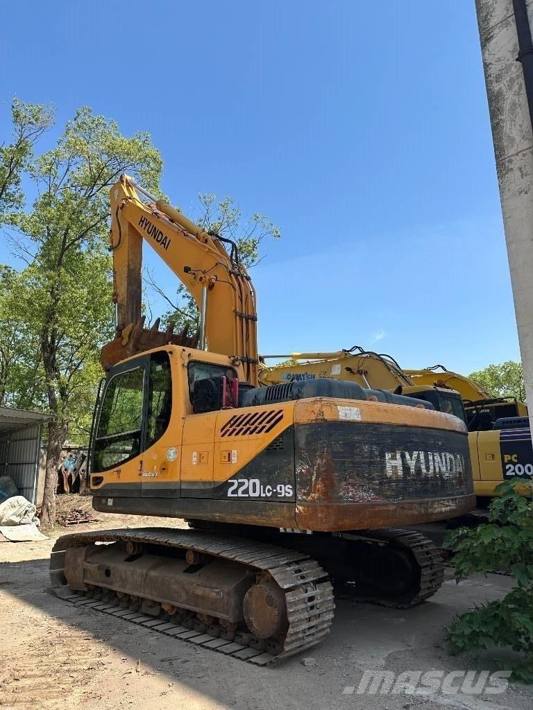 Hyundai 220LC-9S Pásové rýpadlá