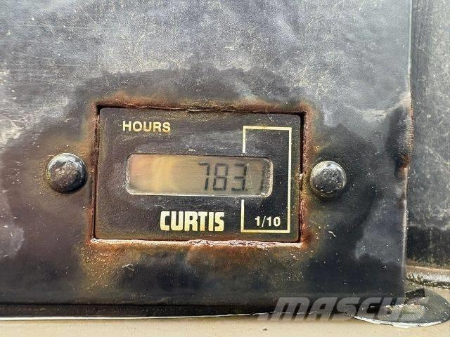 Mecalac TA 3 SH Stavebné sklápače