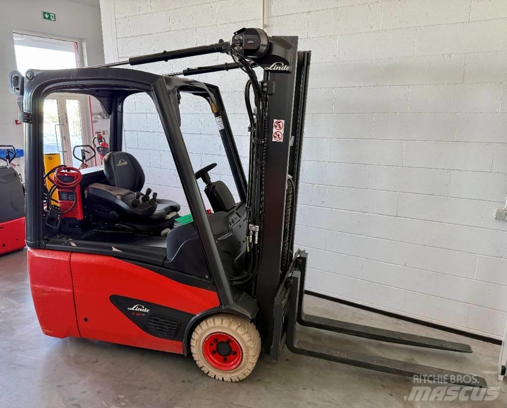 Linde E16/386-02 Akumulátorové vozíky