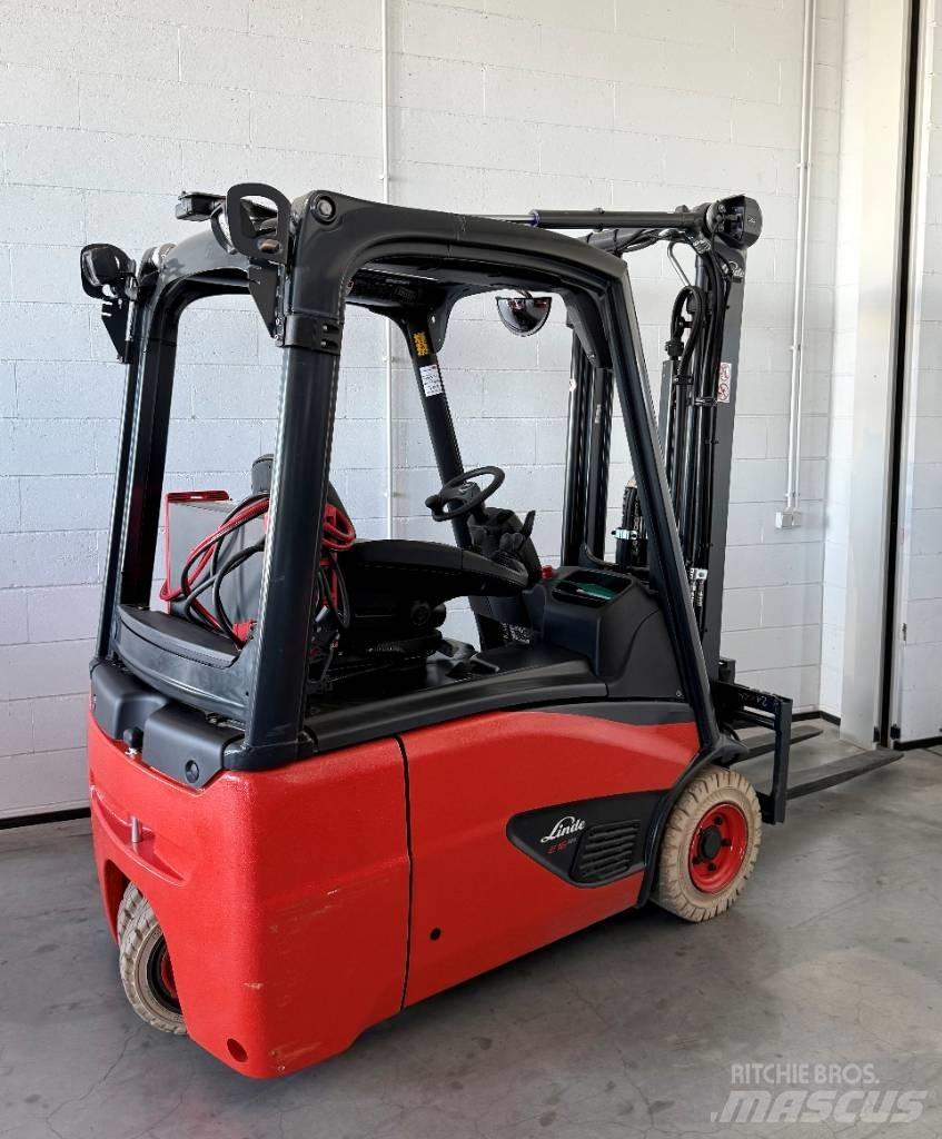 Linde E16/386-02 Akumulátorové vozíky