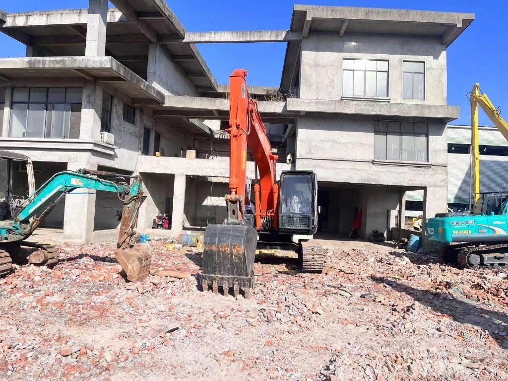 Hitachi ZX 120-6 Pásové rýpadlá