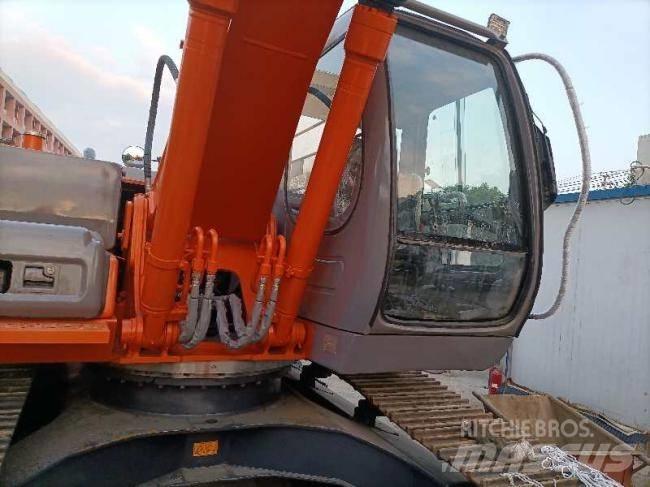Hitachi Zaxis 200 LC Pásové rýpadlá
