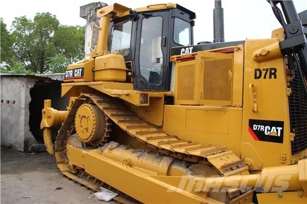 CAT D 7 R Pásové dozéry